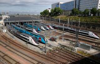 Comment la SNCF s'organise pour le déconfinement progressif (photo d'archive prise à l'entrepôt de la SNCF de Charenton-le-Pont, le 4 mai 2020)