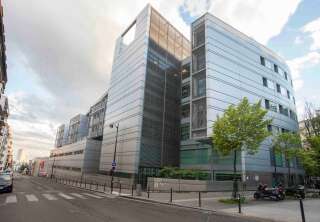 Partie moderne de l'hôpital Tenon à Paris pendant la crise sanitaire du coronavirus en avril 2020.