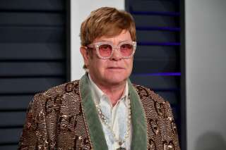 Elton John assiste à la Vanity Fair Oscar Party 2019 organisée par Radhika Jones au Wallis Annenberg Center for the Performing Arts, le 24 février 2019 à Beverly Hills, en Californie.