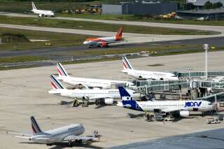 Grève du 5 décembre: 20% des vols annulés, selon la DAGC