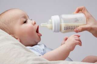 Un bébé avale plus d'un million de microplastiques par jour, selon cette étude