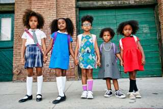 À l'école comme plus tard, les cheveux des personnes noires sont sujets à critique.