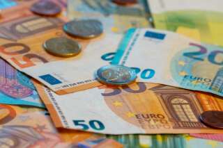 20 ans après, les euros sont toujours convertis en francs par la moitié des Français