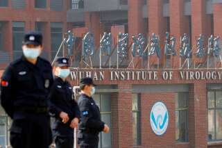 Covid: Des chercheurs de Wuhan hospitalisés dès novembre 2019? La Chine dément