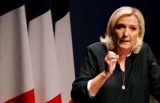 Marine Le Pen prononçant son discours de rentrée politique à Fréjus au mois de septembre.