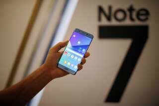 Samsung demande d'éteindre les Galaxy Note 7 et ordonne l'arrêt total des ventes