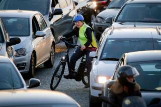 Comment les embouteillages accentuent la pollution à Paris