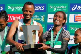Au marathon de Paris, les Éthiopiens Abrha Milaw et Gelete Burka l'emportent