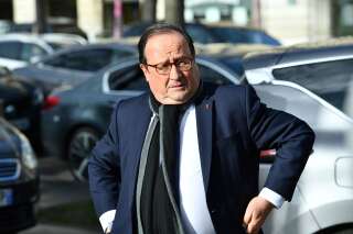 Francois Hollande photographié en marge des funérailles de David Kessler le 11 février.