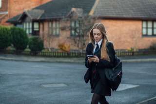 Une pétition pour retirer les uniformes scolaires des sex-shops lancée par des lycéennes anglaises