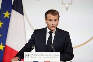 La France doublera les doses de vaccins données, promet Macron