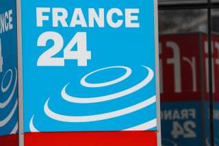 La chaîne de télévision française France 24 s'est vue retirer son accréditation en Algérie, les autorités locales évoquant une attitude de contestation à leur encontre (photo d'illustration prise en avril 2019 au siège parisien de la chaîne).