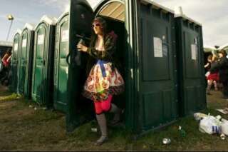 Francofolies, Vieilles Charrues 2017... 4 conseils pour survivre aux toilettes d'un festival