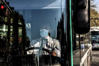 Un chauffeur de bus de la RATP, à Paris, le 9 avril 2020. (photo d'illustration)