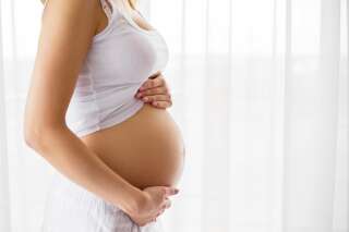 La prise d'ibuprofène présente des risques dès le début de la grossesse