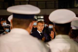 Macron promet 500 caméras contre le trafic de drogue à Marseille