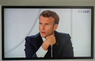 L'interview d'Emmanuel Macron (ici depuis l'Élysée le 14 juillet) sur TF1 et France 2 ce mercredi commencera à 19h55, un horaire inhabituel.