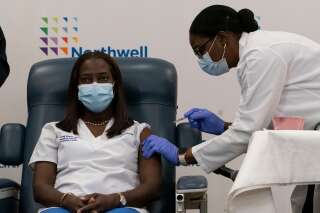 Le vaccin contre le Covid adressé à une infirmière new-yorkaise