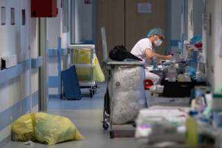 Ce 18 avril, le nombre de personnes hospitalisées en France, y compris en réanimation, a continué de décroître.