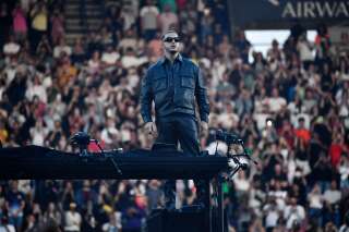 Dans le stade de son club de foot favori, DJ Snake a fait vibrer 60.000 personnes pour le premier concert depuis 10 ans au Parc des Princes.