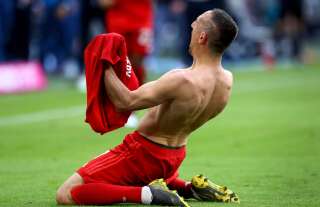 Franck Ribéry célébrant son but lors de Bayern Munich-Francfort le 18 mai 2019.