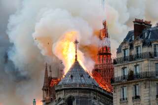 Incendie à Notre-Dame de Paris: Macron reporte son allocution