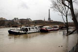 La fermeture du RER C dans Paris à cause de la crue va se prolonger jusqu'au 5 février minimum