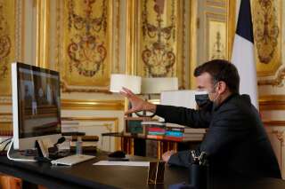 Emmanuel Macron s'est invité à un cours d'histoire alors que les écoles ont fermé à cause du Covid-19 le 6 avril 2021