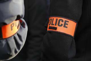 Braquage spectaculaire d'un fourgon blindé vide près de Lyon, 3 convoyeurs blessés