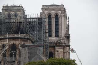 Notre-Dame : des ouvriers ont fumé sur l'échafaudage