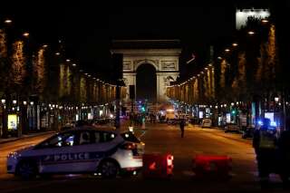 Attentat des Champs-Elysées: trois suspects mis en examen dans l'enquête sur Karim Cheurfi