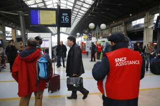 La série noire continue gare du Nord à Paris, avec une nouvelle rupture de caténaire