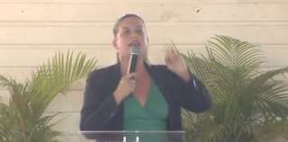 Mathilde Panot lors de son discours en Martinique