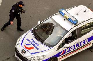 Le policier renversé par un fourgon à Bron est décédé (photo d'illustration prise le 10 avril 2018 à Lille)