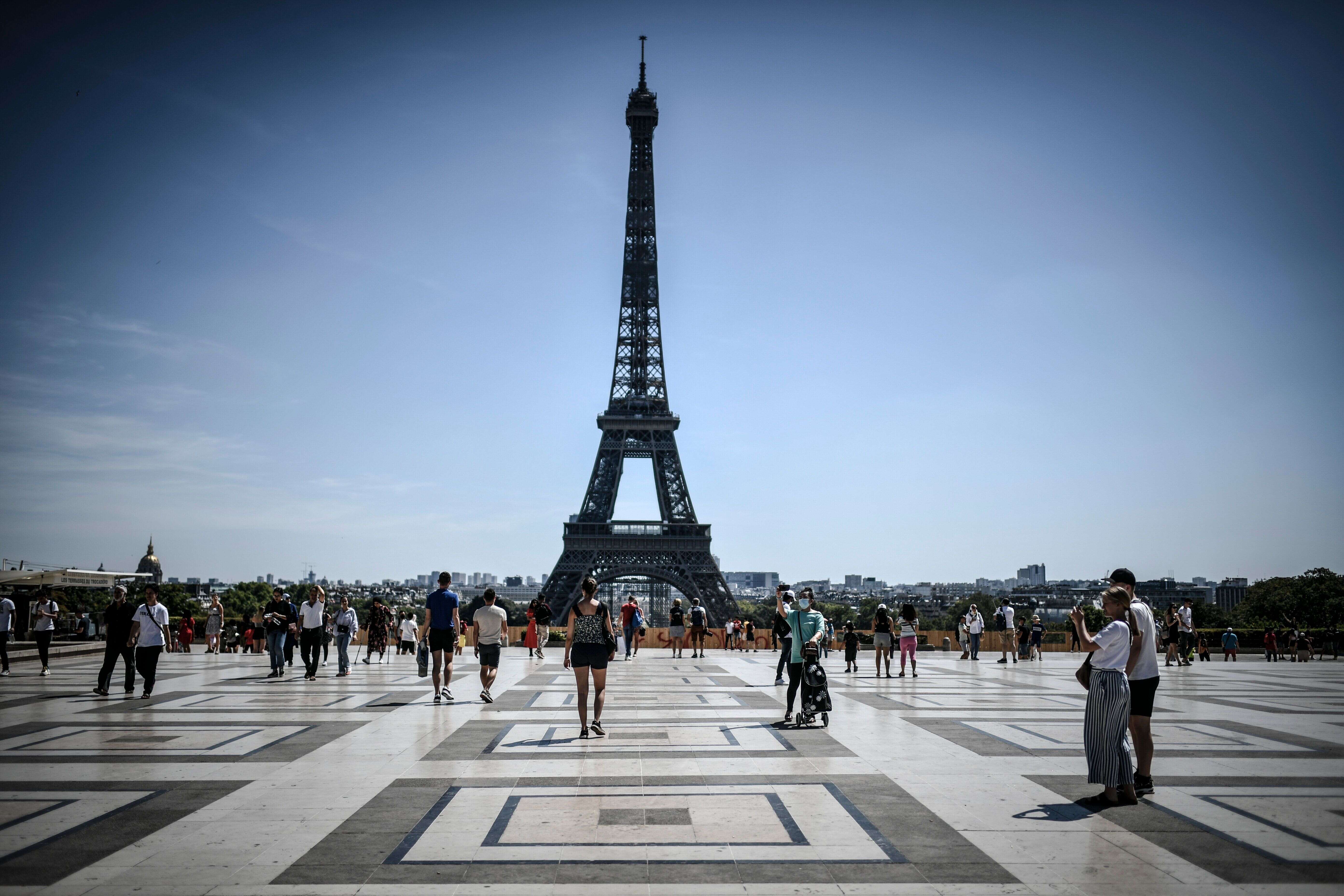 Paris, l'esplanade des Droits de l'Homme et la tour Eiffel, août 2020 (photo d'illustration)