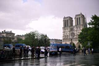 Notre-Dame de Paris: les infos sur l'agression contre un policier sur le parvis de la cathédrale