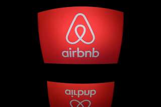 Airbnb et TripAdvisor accusés de 