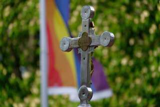 Mariage pour tous: le Vatican défié par des prêtres allemands