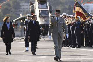 Face aux militaires, Macron fait oublier les brouilles budgétaires en sortant le chéquier