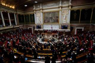 La parité à l'Assemblée? Ce n'est toujours pas gagné (L'Assemblée nationale en janvier 2022 par AP Photo/Francois Mori)