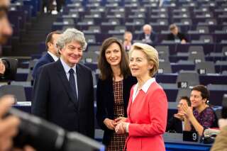 Ursula von der Leyen, Marija Gabriel et Thierry Breton au Parlement européen à Strasbourg, mercredi 27 novembre.