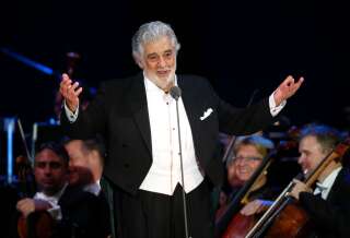 Placido Domingo a démissionné de son poste de directeur général de l'opéra de Los Angeles à la suite des accusations de harcèlement sexuel dont il fait l'objet.