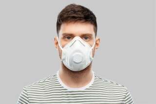 Avec un masque à valve, vous êtes bien protégé contre le coronavirus, mais vous ne protégez moins bien les autres.