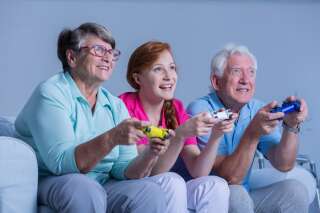 Les jeux vidéo réduiraient le risque de démence chez les personnes âgées
