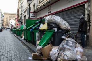La grève des incinérateurs de déchets à Paris commence à se voir
