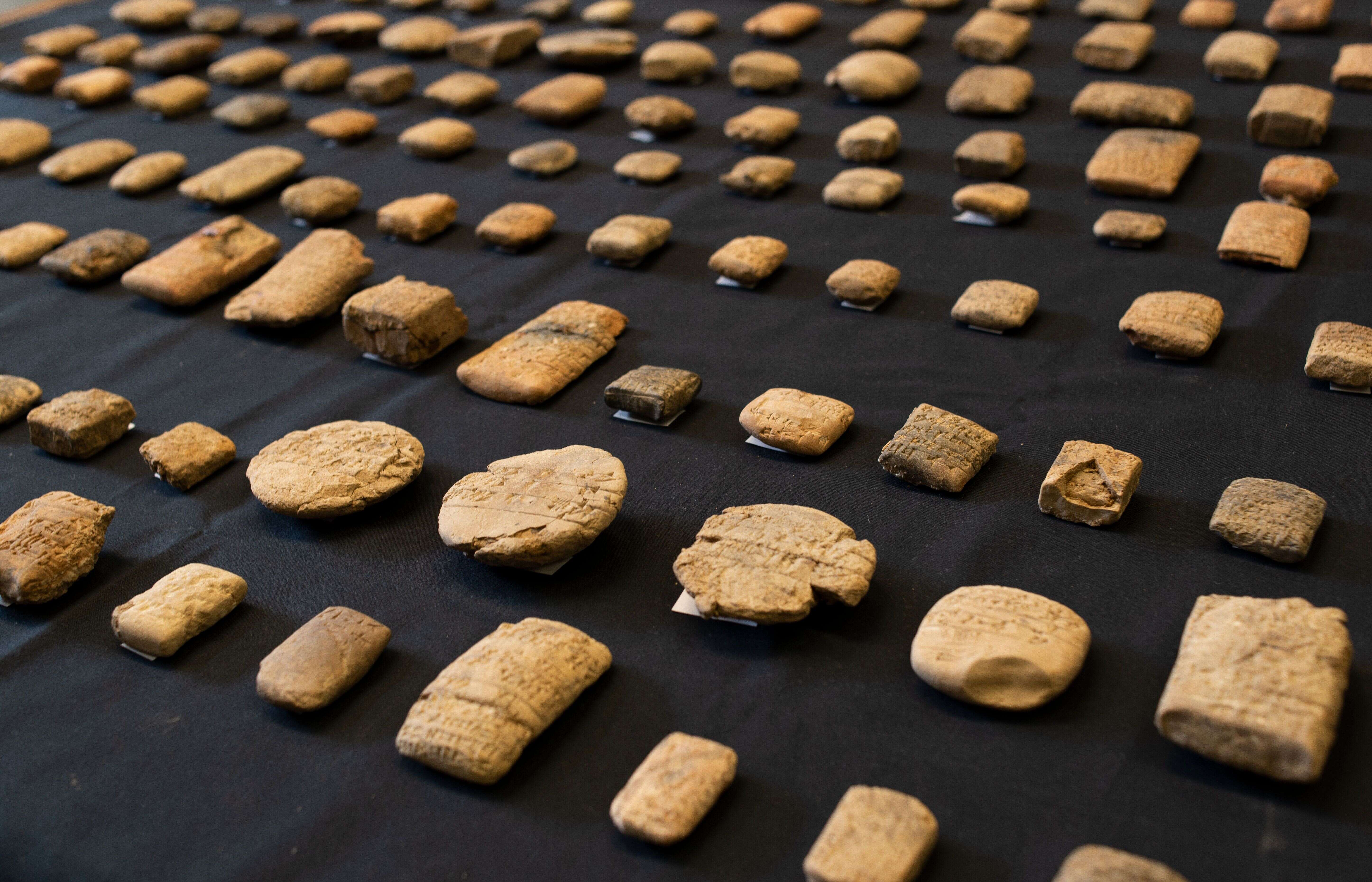 Le British Museum rend 156 tablettes cunéiformes à l’Irak qui iront au Musée national de Bagdad