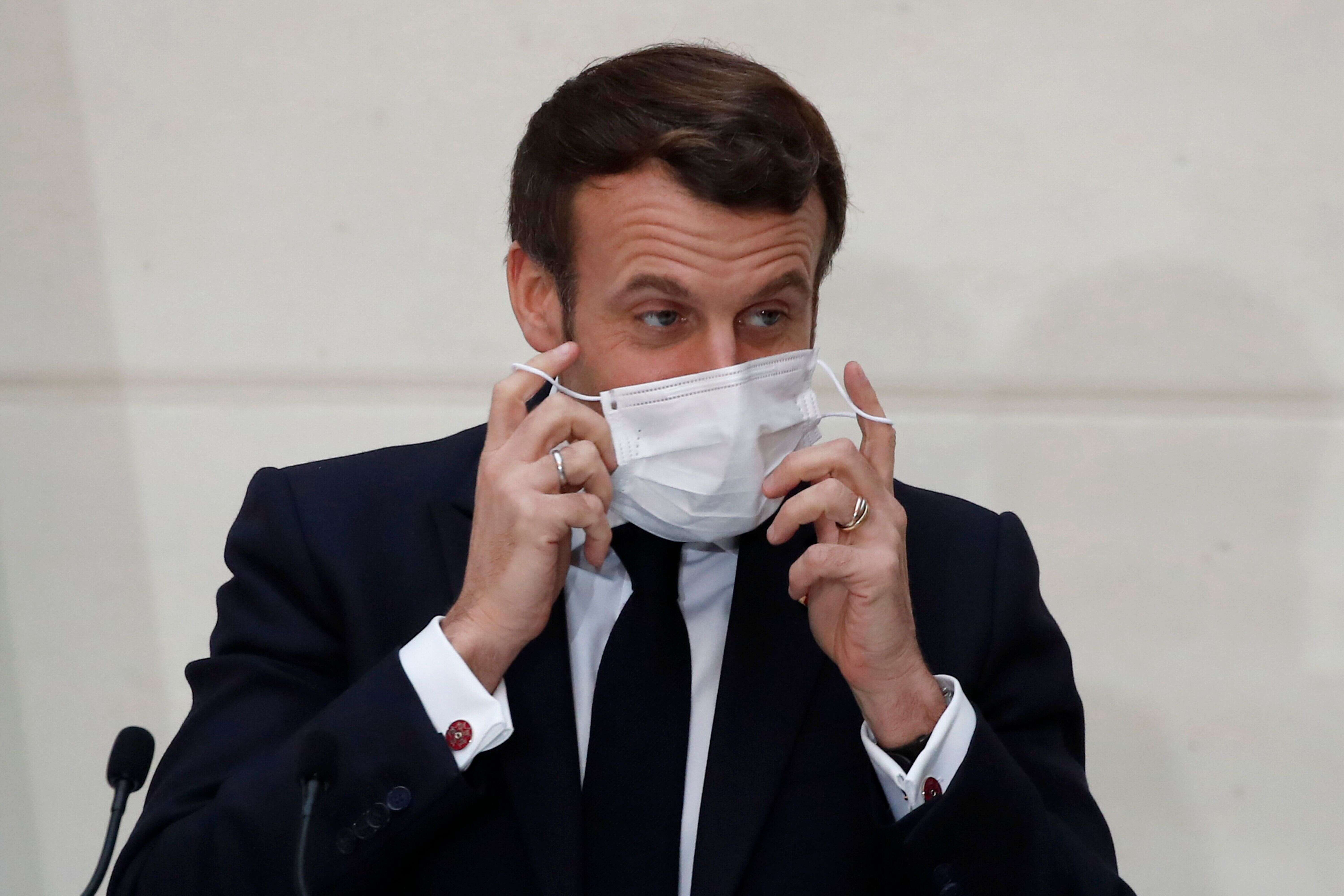 Face à la remontée du Covid-19, Emmanuel Macron a annoncé que la 3e dose sera nécessaire pour bénéficier du pass sanitaire pour les plus de 65 ans.
