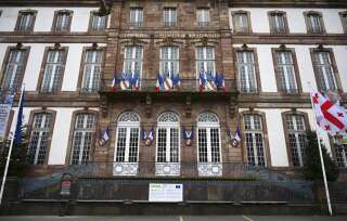 La mairie écolo de Strasbourg adopte une motion critiquée sur l'antisémitisme (La mairie de Strasbourg en janvier 2020 par FREDERICK FLORIN / AFP)