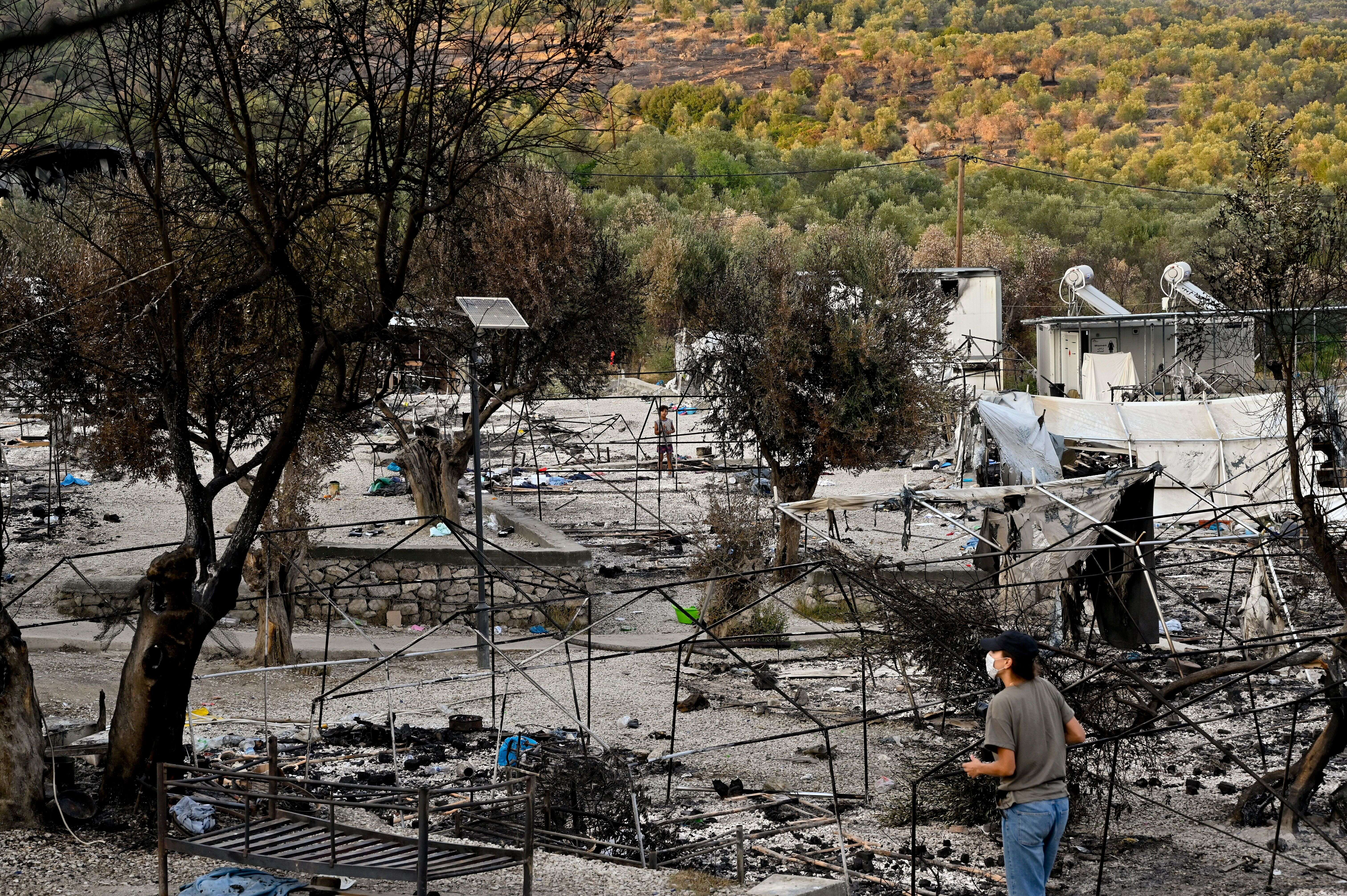 Après l'incendie du camp de migrants de Mória, sur l'île de Lesbos en Grèce, un nouveau doit être ouvert par les autorités.
