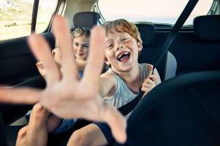 Les meilleurs jeux de société pour occuper des enfants en voiture